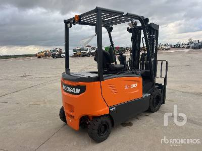 DOOSAN B30X-7 PLUS 3000 kg (Unused) - Forklift listrik: gambar 3 DOOSAN B30X-7 PLUS 3000 kg (Unused) - Forklift listrik: gambar 3