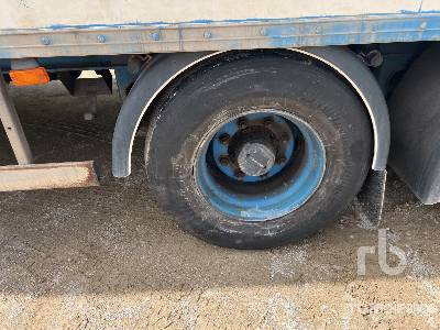 Semi-trailer kotak tertutup GENERAL TRAILER RC18CF Remorque Fourgon: gambar 21