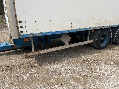 Semi-trailer kotak tertutup GENERAL TRAILER RC18CF Remorque Fourgon: gambar 16