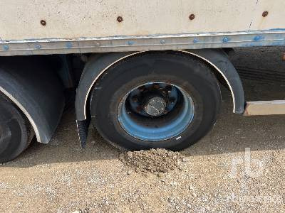 Semi-trailer kotak tertutup GENERAL TRAILER RC18CF Remorque Fourgon: gambar 27