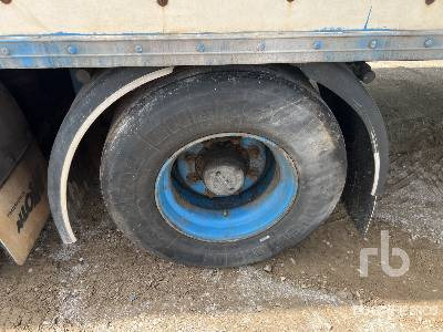 Semi-trailer kotak tertutup GENERAL TRAILER RC18CF Remorque Fourgon: gambar 23