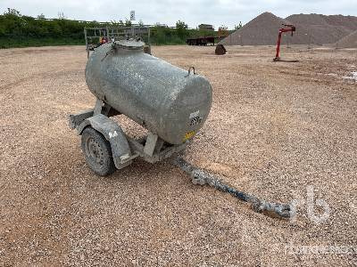 HUBIERE H111T 11CN 500 L S/A Citerne Sur Remorque - Semi-trailer tangki: gambar 4 HUBIERE H111T 11CN 500 L S/A Citerne Sur Remorque - Semi-trailer tangki: gambar 4