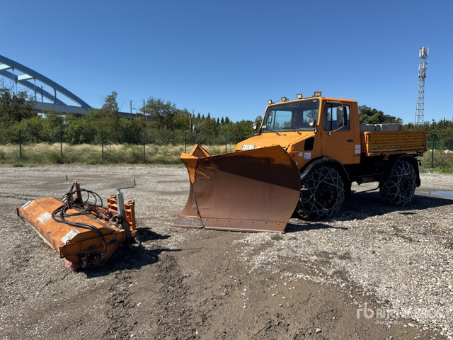 1982 Unimog 425C 4x4 Camion De Service 4x4 Service Truck - Kendaraan Kota/ Khusus, Truk: gambar 3 1982 Unimog 425C 4x4 Camion De Service 4x4 Service Truck - Kendaraan Kota/ Khusus, Truk: gambar 3
