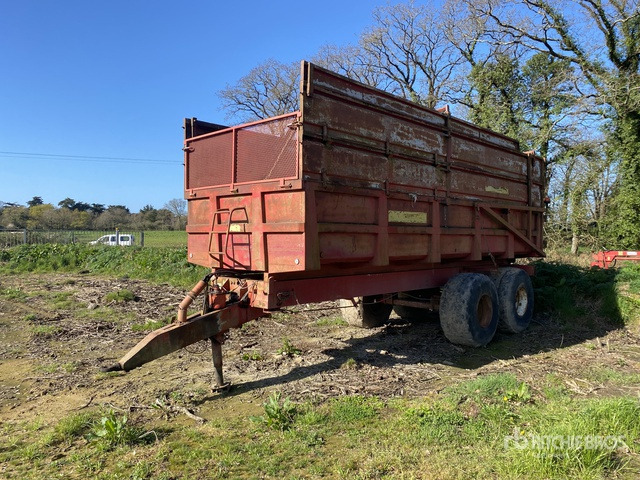 Le Normand SPB11 Remorque ? grains - Trailer jungkit pertanian/ Tempat sampah: gambar 1 Le Normand SPB11 Remorque ? grains - Trailer jungkit pertanian/ Tempat sampah: gambar 1