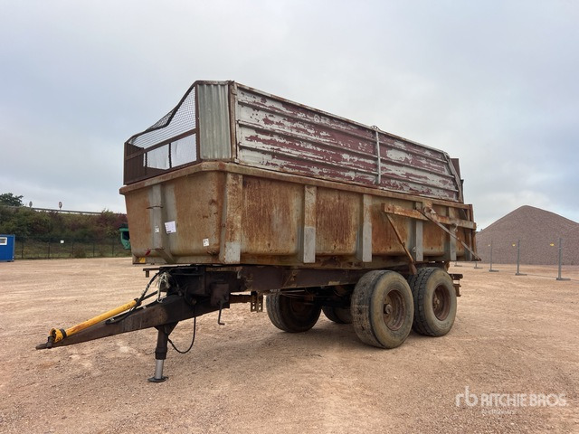 Leboulch RB2130 Remorque ? grains - Trailer jungkit pertanian/ Tempat sampah: gambar 1 Leboulch RB2130 Remorque ? grains - Trailer jungkit pertanian/ Tempat sampah: gambar 1