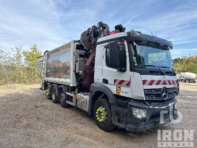 MERCEDES BENZ ANTOS 3240 8x2 Twin-Steer Rear Loader Cami ... - Truk sampah: gambar 4 MERCEDES BENZ ANTOS 3240 8x2 Twin-Steer Rear Loader Cami ... - Truk sampah: gambar 4