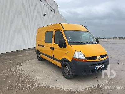 RENAULT Vehicule Utilitaire - Van panel: gambar 4 RENAULT Vehicule Utilitaire - Van panel: gambar 4
