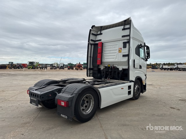2020 Iveco S510 4x2 Tracteur Routier S/A Sleeper Truck Tractor - Tractor head: gambar 4 2020 Iveco S510 4x2 Tracteur Routier S/A Sleeper Truck Tractor - Tractor head: gambar 4