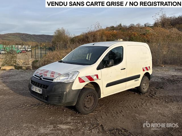 2015 Citroen Berlingo Vehicule Utilitaire Cargo Van - Van pengiriman: gambar 1 2015 Citroen Berlingo Vehicule Utilitaire Cargo Van - Van pengiriman: gambar 1