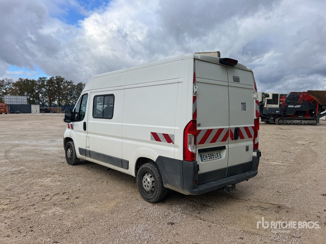 2016 Peugeot Boxer Vehicule Utilitaire Cargo Van - Van pengiriman: gambar 2 2016 Peugeot Boxer Vehicule Utilitaire Cargo Van - Van pengiriman: gambar 2