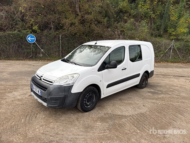 2017 Citroen Berlingo Vehicule Utilitaire Cargo Van - Van pengiriman: gambar 2 2017 Citroen Berlingo Vehicule Utilitaire Cargo Van - Van pengiriman: gambar 2