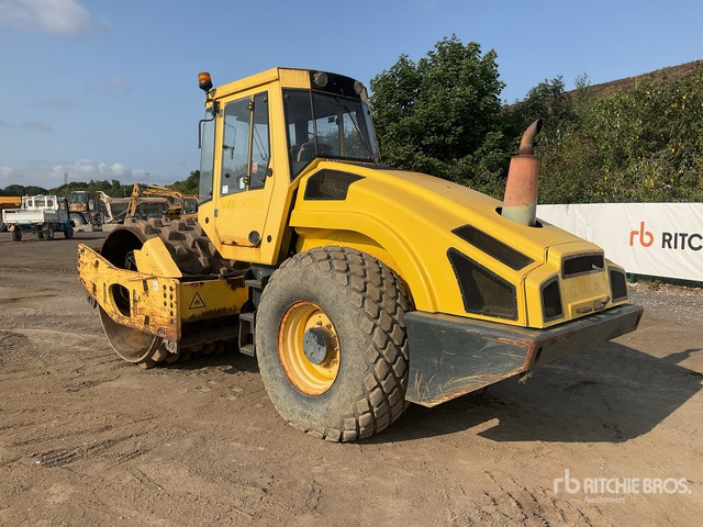 2005 Bomag BW213DH-4 Smooth Drum Compactor - Mesin pemotong chopper/ Mulcher: gambar 3 2005 Bomag BW213DH-4 Smooth Drum Compactor - Mesin pemotong chopper/ Mulcher: gambar 3