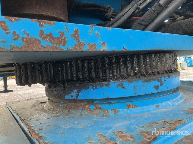 2008 Genie Z51/30JRT 4WD Diesel Articulating Boom Lift - Boom artikulasi: gambar 5 2008 Genie Z51/30JRT 4WD Diesel Articulating Boom Lift - Boom artikulasi: gambar 5