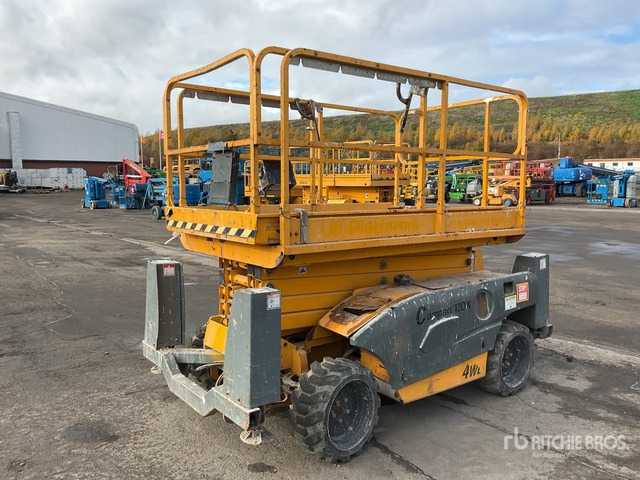 2014 Haulotte Compact 12DX 4x4 Diesel Scissor Lift - Scissor lifts: gambar 4 2014 Haulotte Compact 12DX 4x4 Diesel Scissor Lift - Scissor lifts: gambar 4