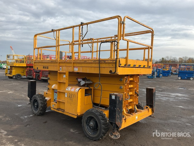 2014 Haulotte H18SDX 4x4 Diesel Scissor Lift - Scissor lifts: gambar 3 2014 Haulotte H18SDX 4x4 Diesel Scissor Lift - Scissor lifts: gambar 3