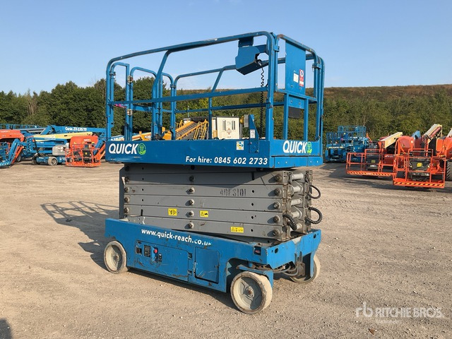 2015 Genie GS-4047 Electric Scissor Lift - Scissor lifts: gambar 2 2015 Genie GS-4047 Electric Scissor Lift - Scissor lifts: gambar 2