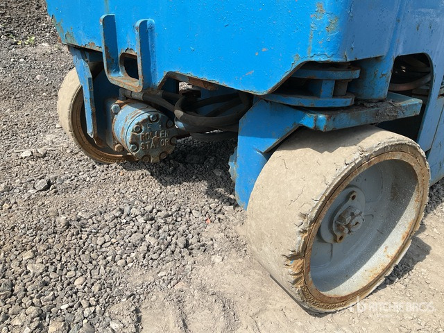2015 Genie GS1932 Electric Scissor Lift - Scissor lifts: gambar 5 2015 Genie GS1932 Electric Scissor Lift - Scissor lifts: gambar 5