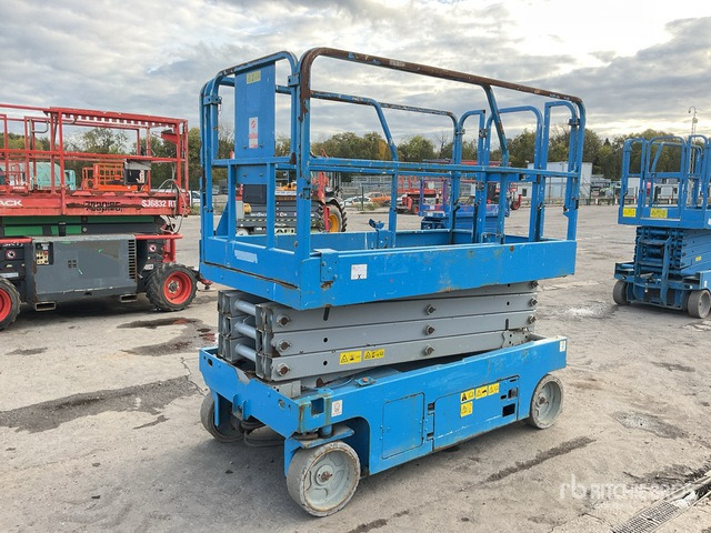 2015 Genie GS2646 Electric Scissor Lift - Scissor lifts: gambar 4 2015 Genie GS2646 Electric Scissor Lift - Scissor lifts: gambar 4