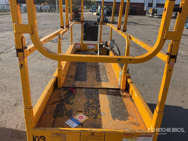 2015 Haulotte Compact 10N Electric Scissor Lift - Scissor lifts: gambar 5 2015 Haulotte Compact 10N Electric Scissor Lift - Scissor lifts: gambar 5