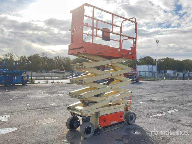 2015 JLG 2632ES Electric Scissor Lift - Scissor lifts: gambar 2 2015 JLG 2632ES Electric Scissor Lift - Scissor lifts: gambar 2