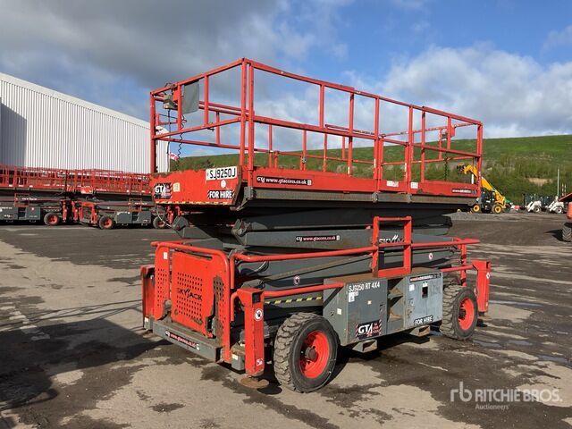 2015 Skyjack SJ9250 4x4 Diesel Scissor Lift - Scissor lifts: gambar 1 2015 Skyjack SJ9250 4x4 Diesel Scissor Lift - Scissor lifts: gambar 1