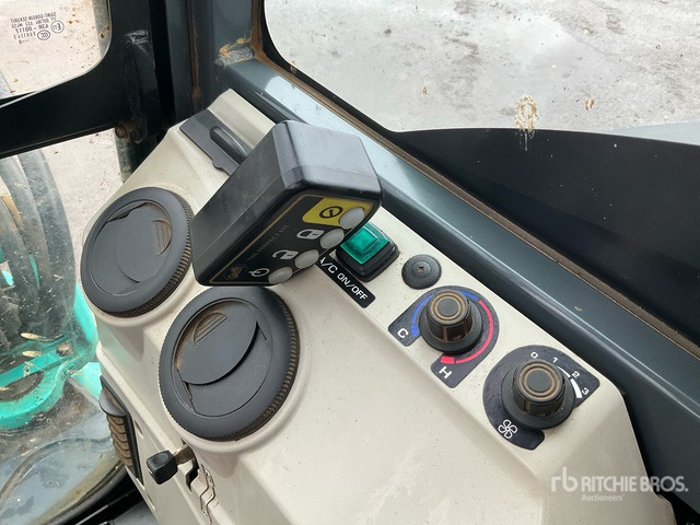 2018 Kobelco SK30SR-6 Mini Excavator: <6.6t - Ekskavator mini: gambar 5 2018 Kobelco SK30SR-6 Mini Excavator: <6.6t - Ekskavator mini: gambar 5