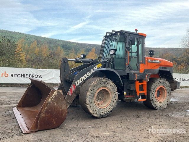 2022 Doosan DL250-7 Wheel Loader - Wheel loader: gambar 2 2022 Doosan DL250-7 Wheel Loader - Wheel loader: gambar 2