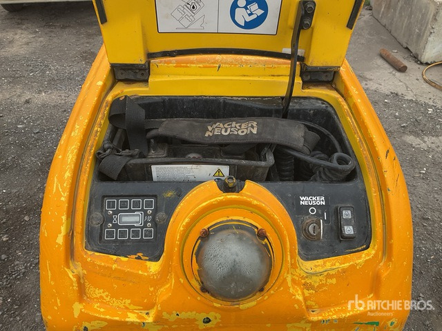 Wacker Neuson Trench Compactor - Roller mini: gambar 5 Wacker Neuson Trench Compactor - Roller mini: gambar 5