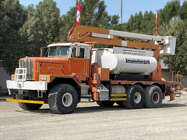 1995 Kenworth C500B 6x6 w/ Water Tank Bucket Truck - Platform udara yang dipasang di truk: gambar 2 1995 Kenworth C500B 6x6 w/ Water Tank Bucket Truck - Platform udara yang dipasang di truk: gambar 2