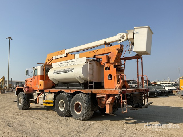1995 Kenworth C500B 6x6 w/ Water Tank Bucket Truck - Platform udara yang dipasang di truk: gambar 3 1995 Kenworth C500B 6x6 w/ Water Tank Bucket Truck - Platform udara yang dipasang di truk: gambar 3