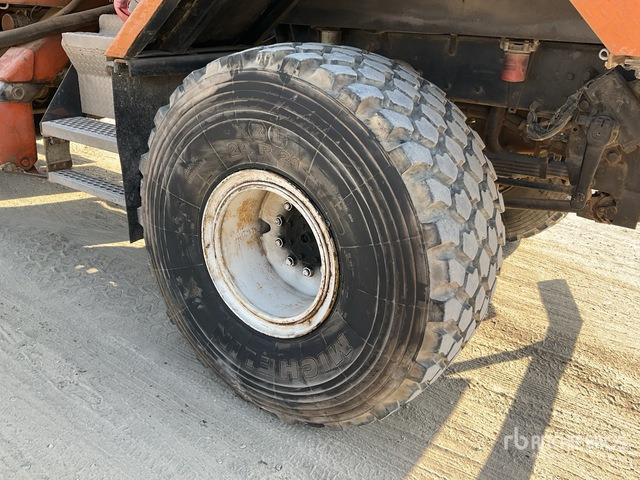 1995 Kenworth C500B 6x6 w/ Water Tank Bucket Truck - Platform udara yang dipasang di truk: gambar 5 1995 Kenworth C500B 6x6 w/ Water Tank Bucket Truck - Platform udara yang dipasang di truk: gambar 5