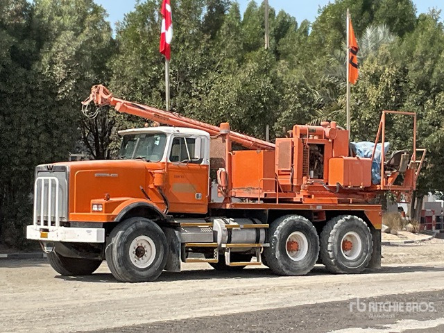 1995 Western Star 4966S Altec TH7 on 6x4 Drill Truck - Mesin pemotong chopper/ Mulcher: gambar 1 1995 Western Star 4966S Altec TH7 on 6x4 Drill Truck - Mesin pemotong chopper/ Mulcher: gambar 1