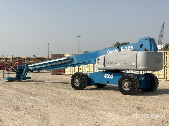 2002 Genie S125 4WD Diesel Telescopic Boom Lift - Boom teleskopik: gambar 4 2002 Genie S125 4WD Diesel Telescopic Boom Lift - Boom teleskopik: gambar 4