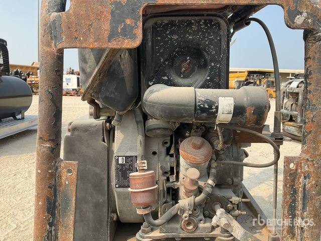 2003 Bomag BPR 50/52D-3 Vibratory Plate Compactor - Pelat getar: gambar 4 2003 Bomag BPR 50/52D-3 Vibratory Plate Compactor - Pelat getar: gambar 4