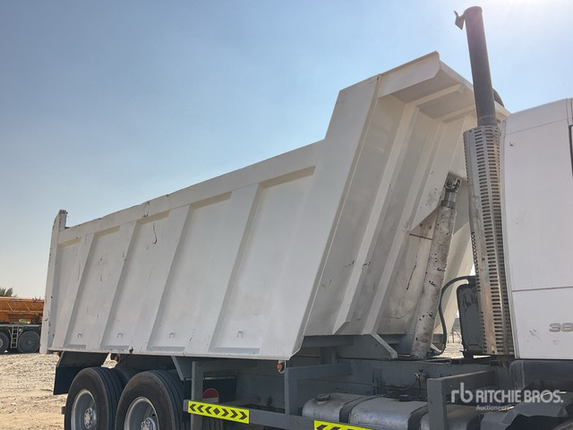 2005 Volvo FM12-380 6x4 T/A Dump Truck - Truk jungkit: gambar 5 2005 Volvo FM12-380 6x4 T/A Dump Truck - Truk jungkit: gambar 5