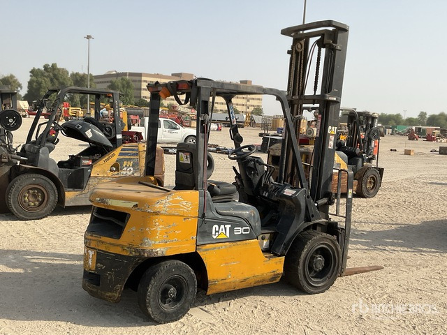 2006 Cat DE30NT 3 ton Forklift - Forklift diesel: gambar 3 2006 Cat DE30NT 3 ton Forklift - Forklift diesel: gambar 3