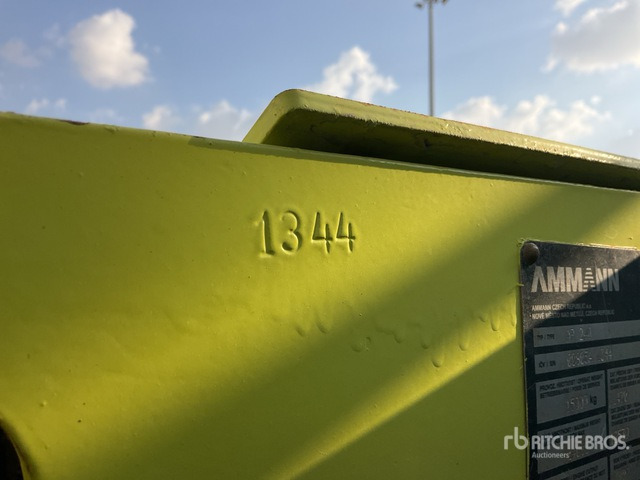 2007 Ammann AP240 8 Wheel Pneumatic Roller - Roller jalan: gambar 4 2007 Ammann AP240 8 Wheel Pneumatic Roller - Roller jalan: gambar 4
