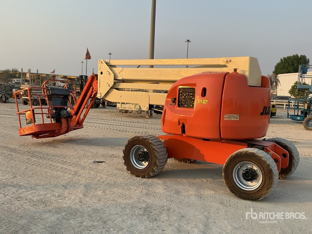 2007 JLG 450AJ 4WD Diesel Articulating Boom Lift - Boom artikulasi: gambar 4 2007 JLG 450AJ 4WD Diesel Articulating Boom Lift - Boom artikulasi: gambar 4