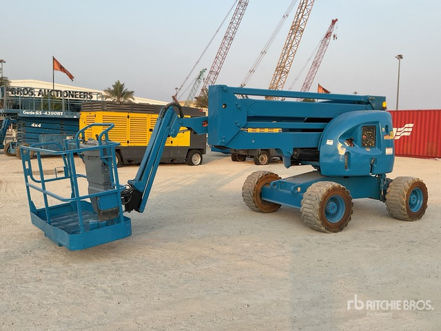 2007 JLG 450AJ 4WD Diesel Articulating Boom Lift - Boom artikulasi: gambar 1 2007 JLG 450AJ 4WD Diesel Articulating Boom Lift - Boom artikulasi: gambar 1