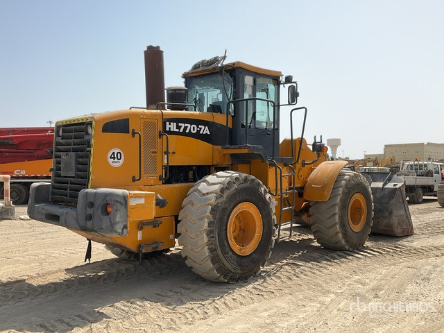 2008 Hyundai HL770-7A - Wheel loader: gambar 3 2008 Hyundai HL770-7A - Wheel loader: gambar 3