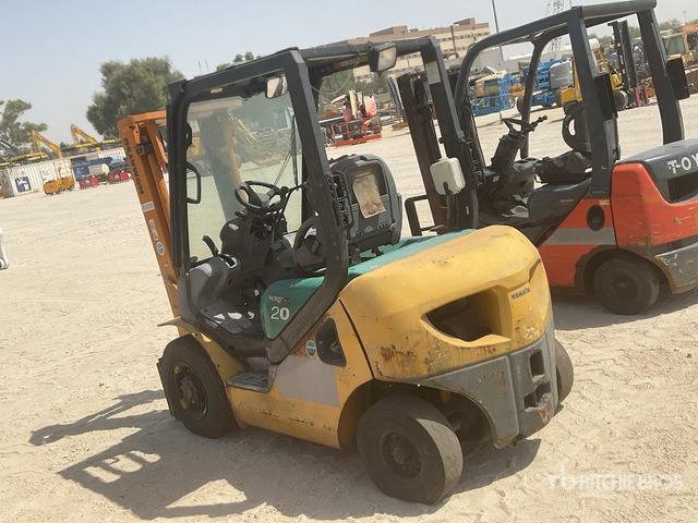2008 Komatsu FG20T-16 2 ton (Inoperable) Forklift - Forklift: gambar 3 2008 Komatsu FG20T-16 2 ton (Inoperable) Forklift - Forklift: gambar 3