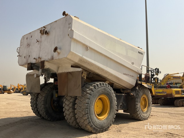 2010 Komatsu HD465-7R 50000 L Water Wagon - Truk batu/ Dumper iebes: gambar 4 2010 Komatsu HD465-7R 50000 L Water Wagon - Truk batu/ Dumper iebes: gambar 4