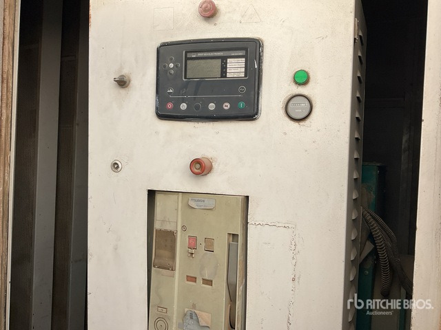 2011 Cummins 1650 kVA Containerized (Inoperable) Generator Set - Genset: gambar 5 2011 Cummins 1650 kVA Containerized (Inoperable) Generator Set - Genset: gambar 5