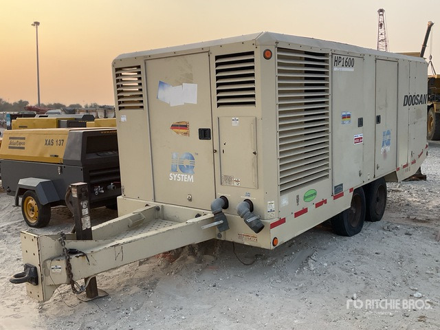 2013 Doosan HP1600WCU-EX-T3 Mobile Air Compressor - Kompresor udara: gambar 1 2013 Doosan HP1600WCU-EX-T3 Mobile Air Compressor - Kompresor udara: gambar 1