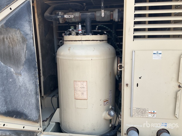 2013 Doosan HP1600WCU-EX-T3 Mobile Air Compressor - Kompresor udara: gambar 4 2013 Doosan HP1600WCU-EX-T3 Mobile Air Compressor - Kompresor udara: gambar 4