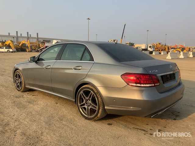 2013 Mercedes-Benz E250 - Mobil: gambar 4 2013 Mercedes-Benz E250 - Mobil: gambar 4