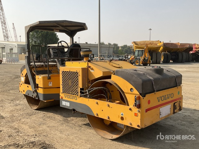 2013 Volvo DD100 - Roller jalan: gambar 4 2013 Volvo DD100 - Roller jalan: gambar 4