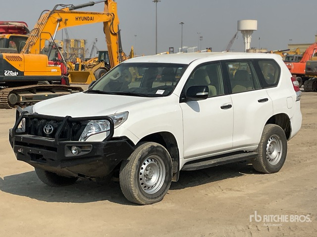 2015 Toyota Prado TX 150L 4x4 SUV - Mobil SUV: gambar 2 2015 Toyota Prado TX 150L 4x4 SUV - Mobil SUV: gambar 2