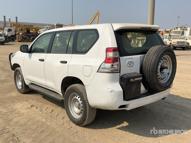 2015 Toyota Prado TX 150L 4x4 SUV - Mobil SUV: gambar 4 2015 Toyota Prado TX 150L 4x4 SUV - Mobil SUV: gambar 4