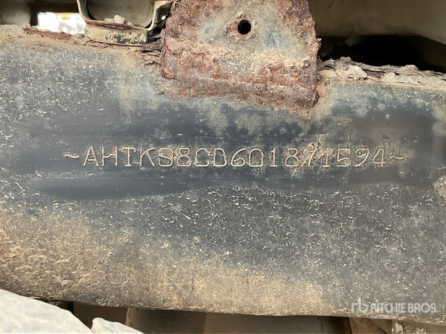 2017 Toyota Hilux Crew Cab Pickup - Truk pikap: gambar 1 2017 Toyota Hilux Crew Cab Pickup - Truk pikap: gambar 1